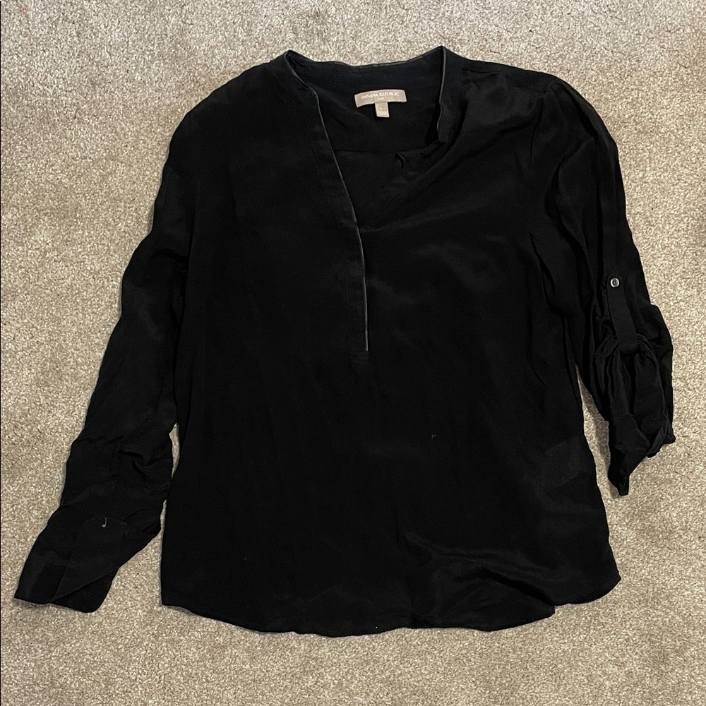 Banana Republic Silk Black V-Neck Roll-Tab Sleeve Blouse